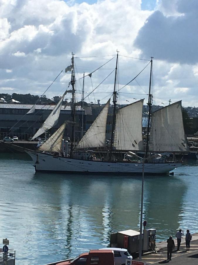 Appartement Villa Chausey, Vue Sur Le Port กรองวิลล์ ภายนอก รูปภาพ